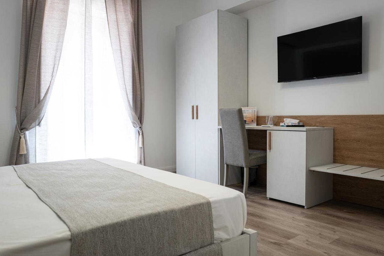 A Due Passi - Guest House 산토스테파노디카마스트라 외부 사진